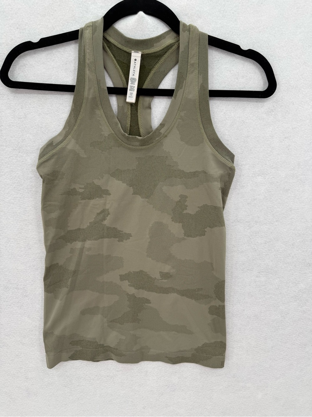 Athleta Momentum Seamless Camo Active Tank in Green | XXS